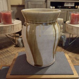 Beautiful Vintage Glaze Dripped Pottery Vase